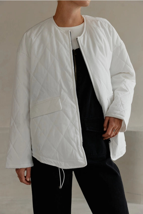 The Greta Jacket | Oversized Quilted Jacket with Drawstrings WHITE-Jacket-MOD REF-S-WHITE-Urbanheer