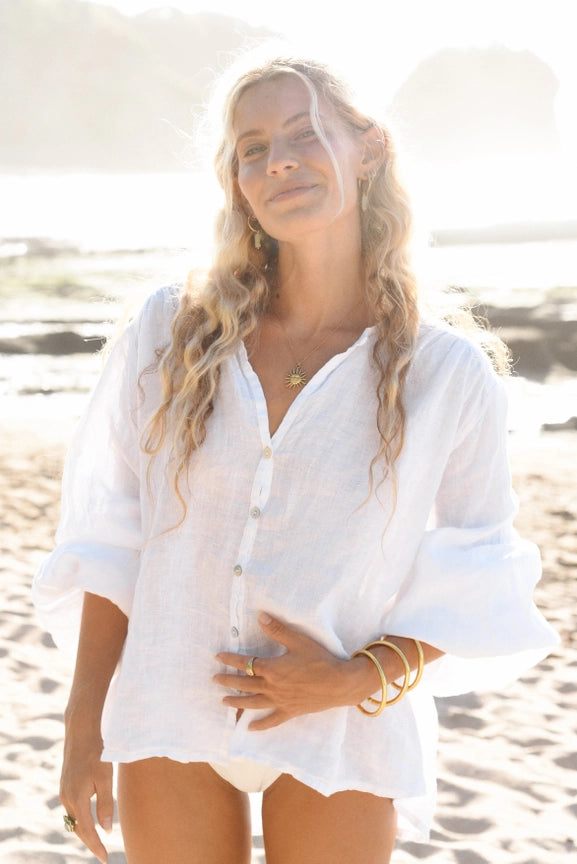 The Lily Blouse // Blanco-Blouse-Beachwood-White-Urbanheer