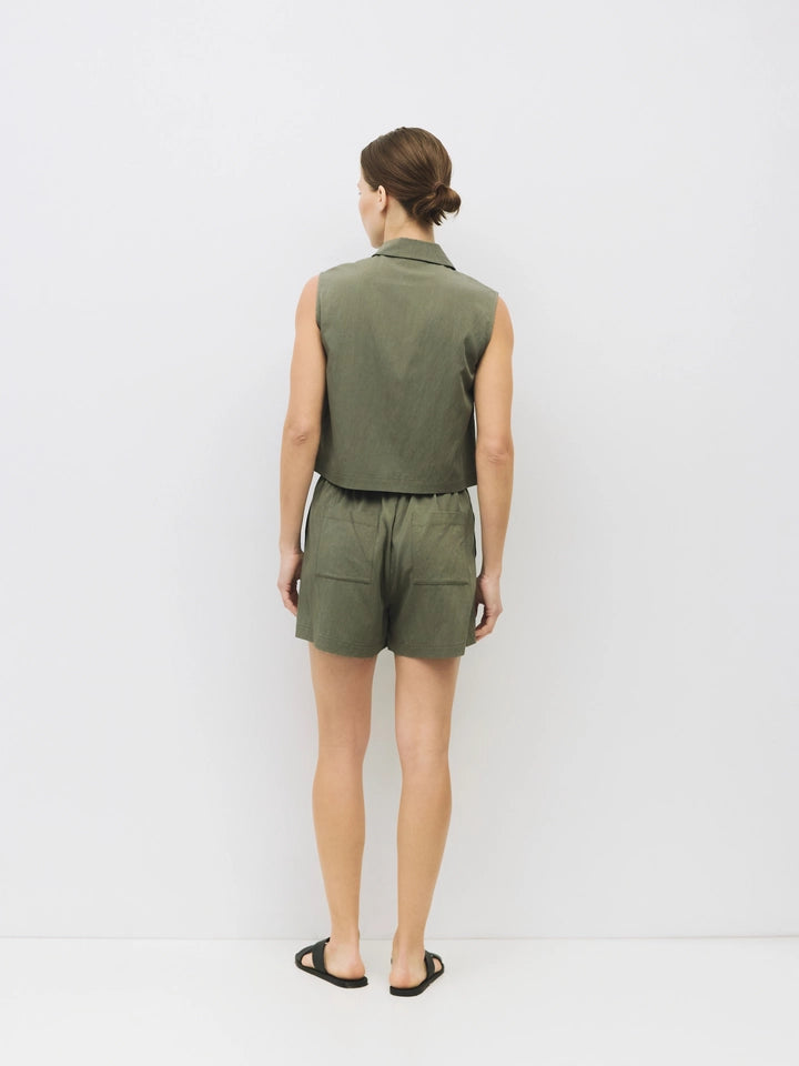 The Marion Top | Sleeveless Shirt with Cargo Pockets OLIVE-Top-MOD REF-S-OLIVE-Urbanheer
