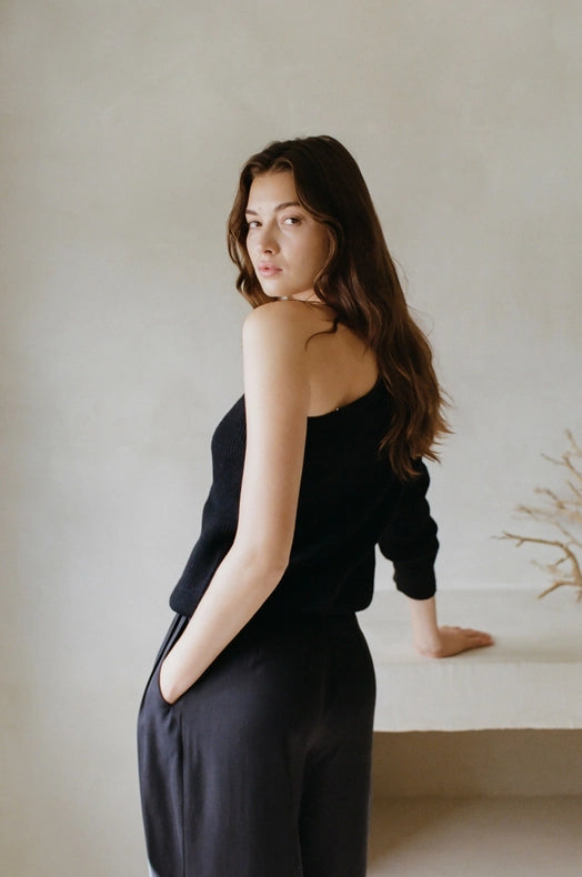 The Rania Top Black-TOP-By Together-S-Black-Urbanheer