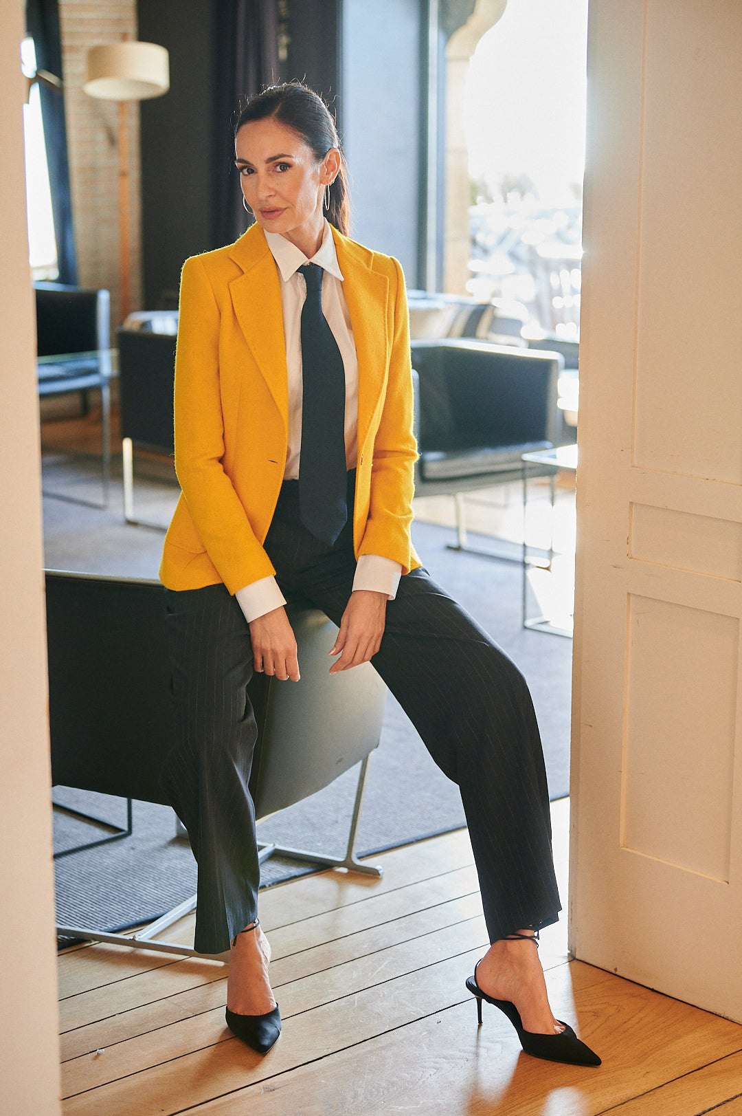 Timeless and elegant blazer EVELYN SLIM FIT YELLOW-Blazers-Henry Arroway-XXS-YELLOW-Urbanheer