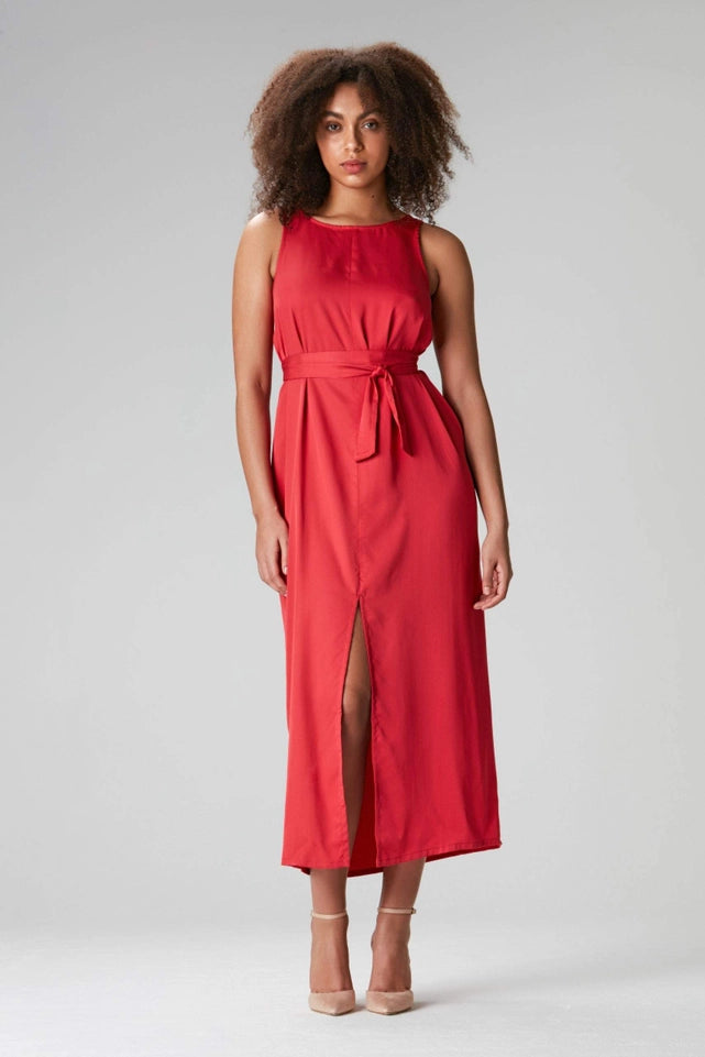 “Tulpina” Tencel Maxi Dress in Red-Dress-Studio Hertzberg-S-Urbanheer