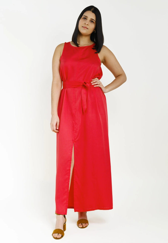 “Tulpina” Tencel Maxi Dress in Red-Dress-Studio Hertzberg-S-Urbanheer