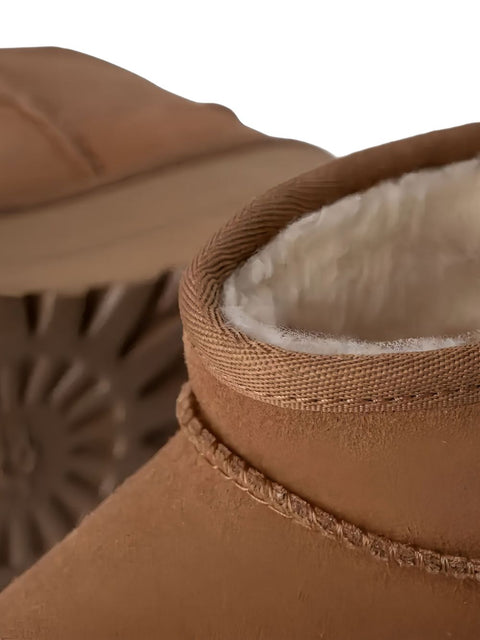 UGG Boots LUGGAGE