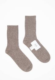 UNI 13 Chausettes en côte traditionnelle 4 fils en cachemire taupe-chaussettes-Studio Cashmere8-TU-SC8-00979-taupe-Urbanheer