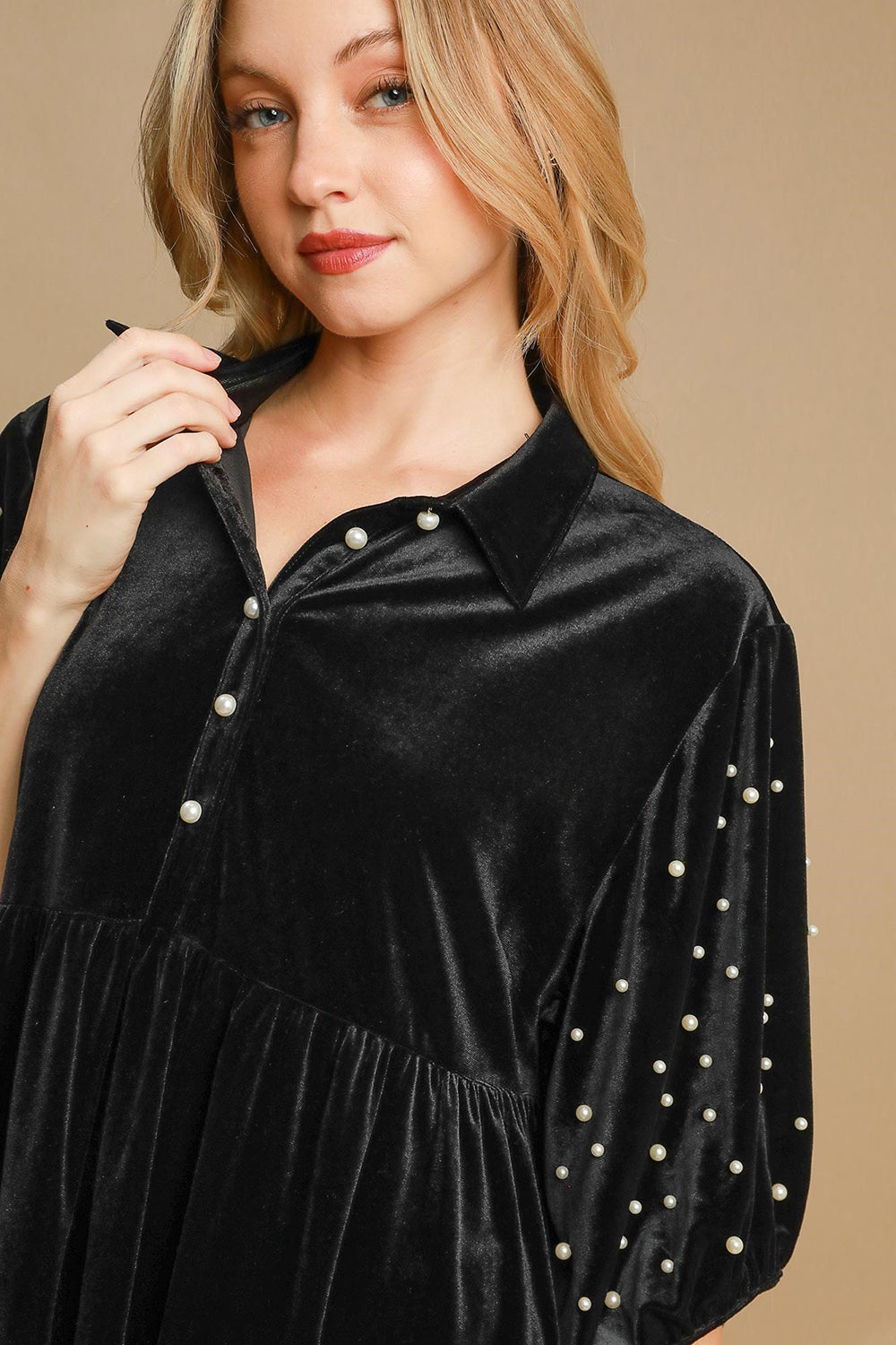 Umgee Pearl Detail Half Sleeve Velvet Babydoll Blouse-Street 360-Black-S-Urbanheer
