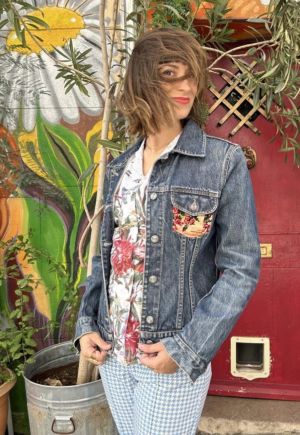 Upcycled Denim Jacket with Vintage Needlepoint-Jacket-Frankie-XS/S-Urbanheer