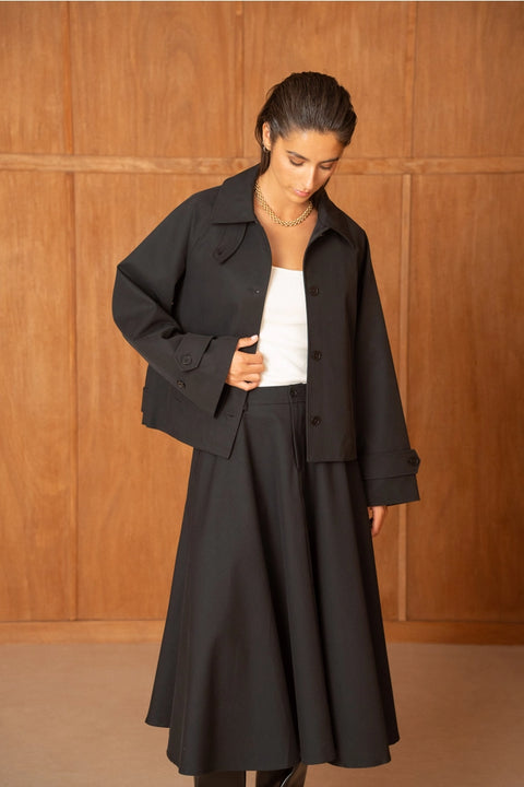 Utility Short Jacket with Lapels That Can Be Turned Up Into A Stand-Up Collar