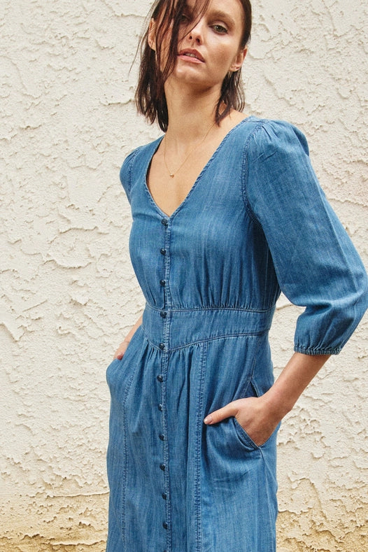 V-Neck Button Down Front Chambray Midi Dress-Dress-Lara Daisy-S-Blue-Urbanheer