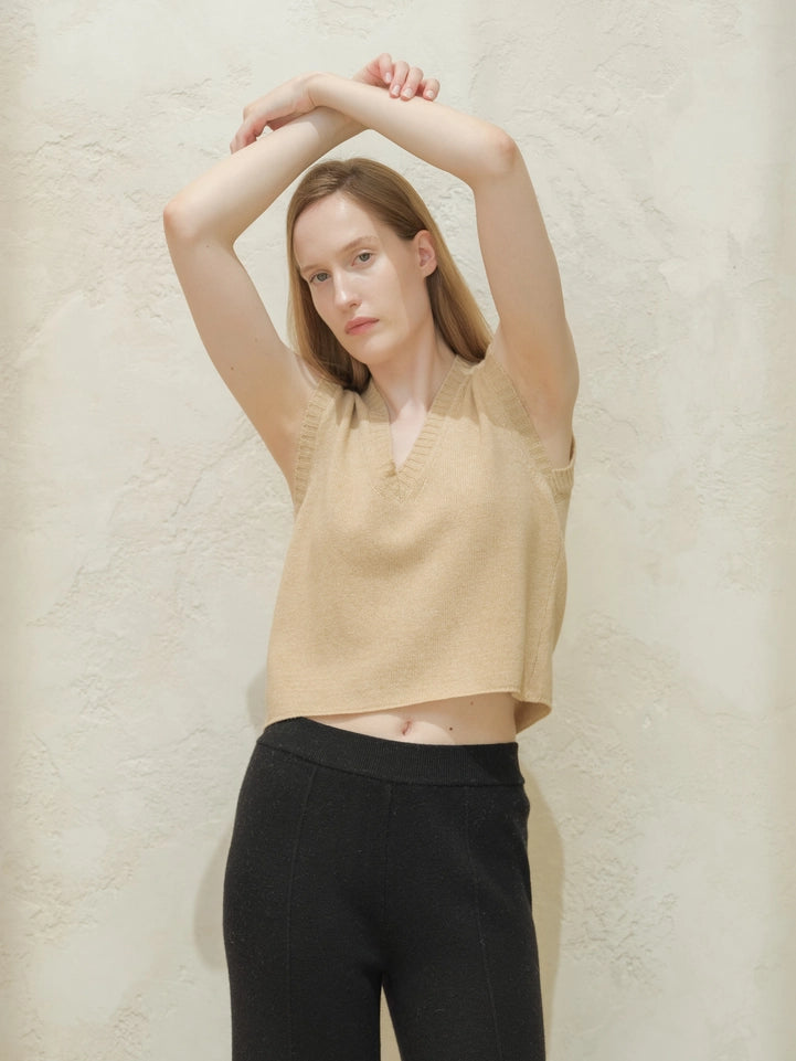 V-Neck Cashmere Blend Sleeveless Top Beige-Top-LÈMME-S-Beige-Urbanheer