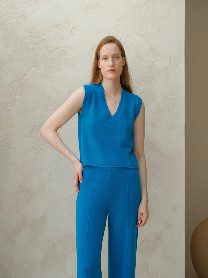 V-Neck Cashmere Blend Sleeveless Top-Top-LÈMME-S-Ceruleo-Urbanheer