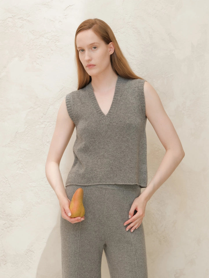 V-Neck Cashmere Blend Sleeveless Top-Top-LÈMME-S-Grigio Acciaio-Urbanheer