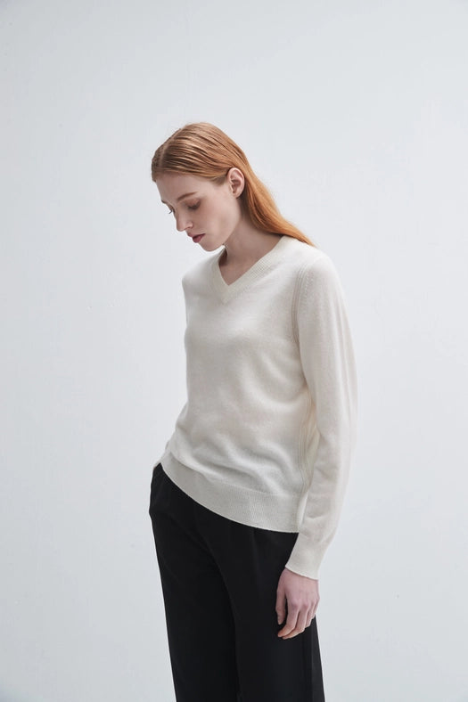 V-Neck Cashmere Sweater Ivory-Sweater-Pissenlit-S-Ivory-Urbanheer