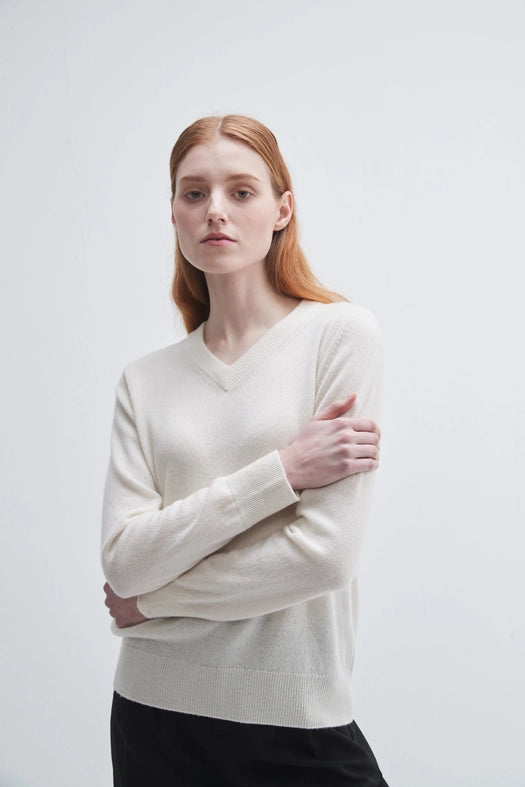V-Neck Cashmere Sweater Ivory-Sweater-Pissenlit-S-Ivory-Urbanheer