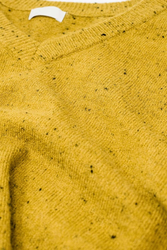 V-Neck Relaxed Fit Speckled Sweater in Mustard Yellow-Sweater-Q2-OS-YELLOW-Urbanheer