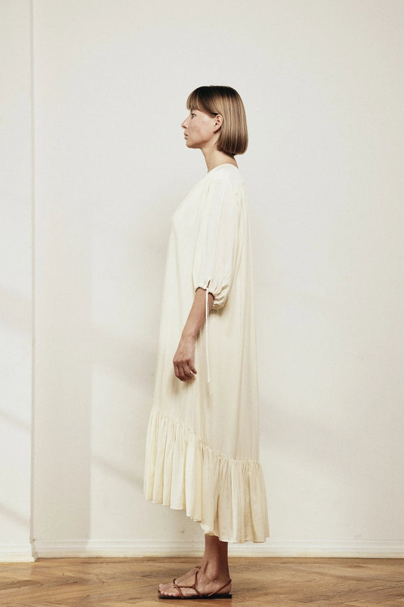 V Neck Single-Tiered Skirt Midi Dress-Dress-amente-S/M-Cream-Urbanheer