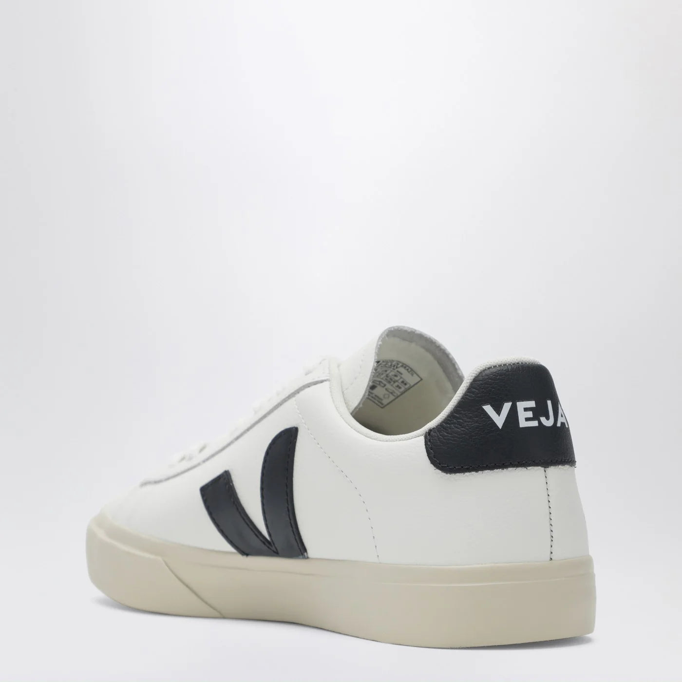VEJA Campo Sneakers in white and black leather