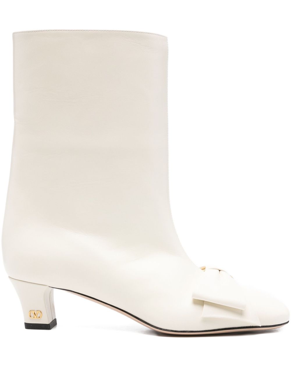 Valentino Garavani Boots Ivory
