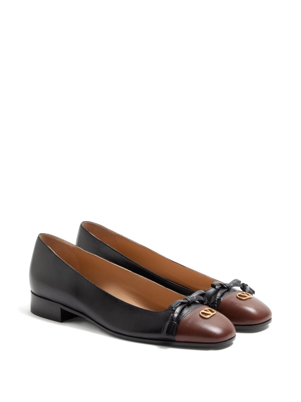 Valentino Garavani Flat shoes Black