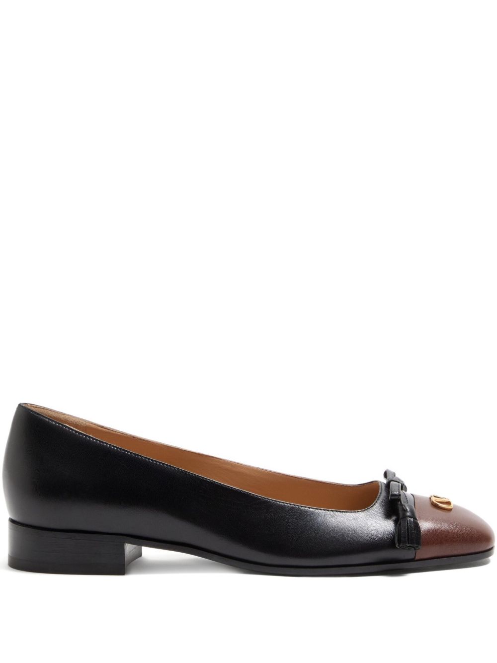 Valentino Garavani Flat shoes Black