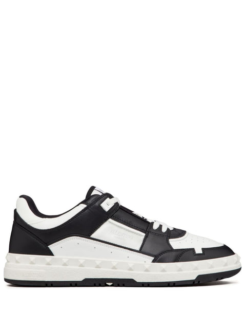 Valentino Garavani Low Top Freedots Sneaker In Calfskin