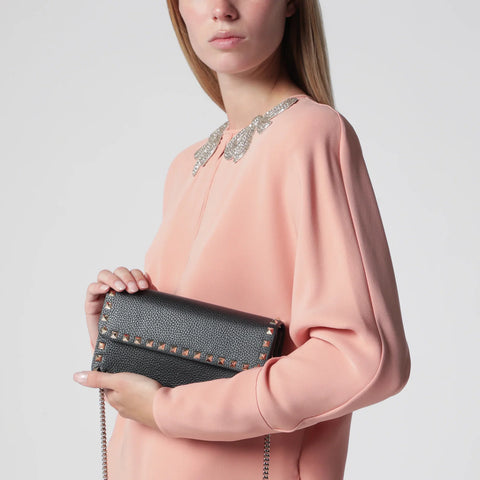 Valentino Garavani Pouch with black Rockstud chain