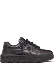 Valentino Garavani Sneakers Black