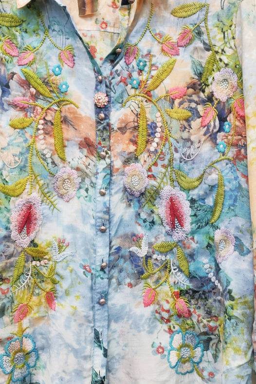 Valeria Embroidered Shirt-Shirt-Aratta-XS-Blue Wash-Urbanheer