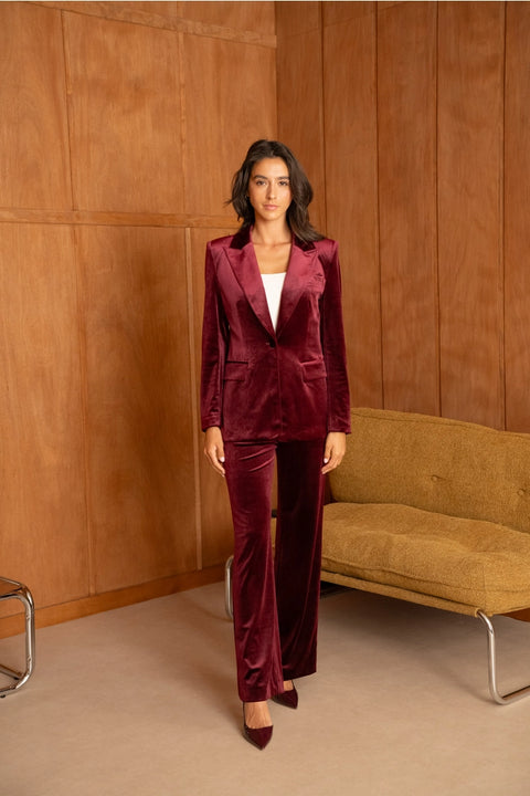 Velvet Fitted Velvet Blazer with Visible Stitching At the Collar