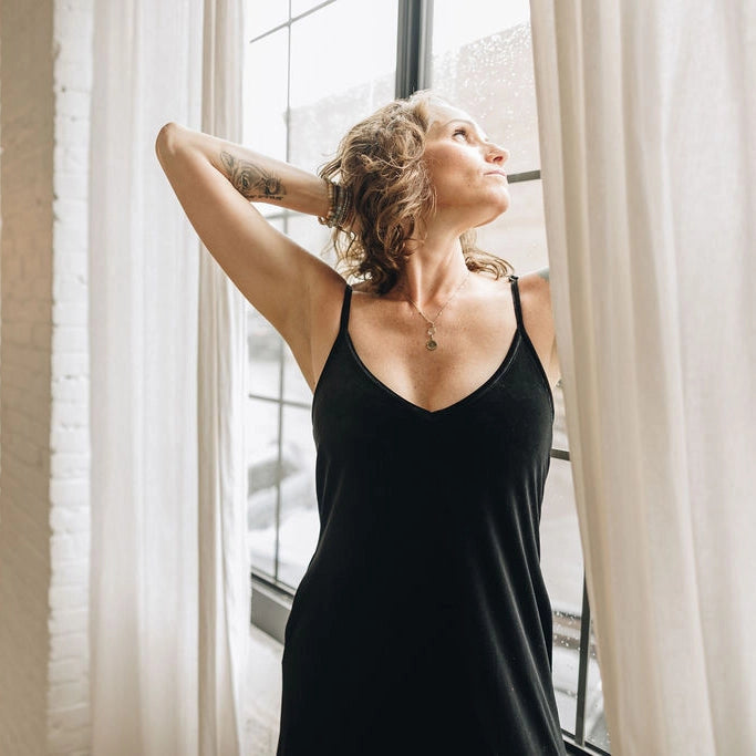 Velvet Goddess Gown Black-Dress-Skivys-XS-Black-Urbanheer