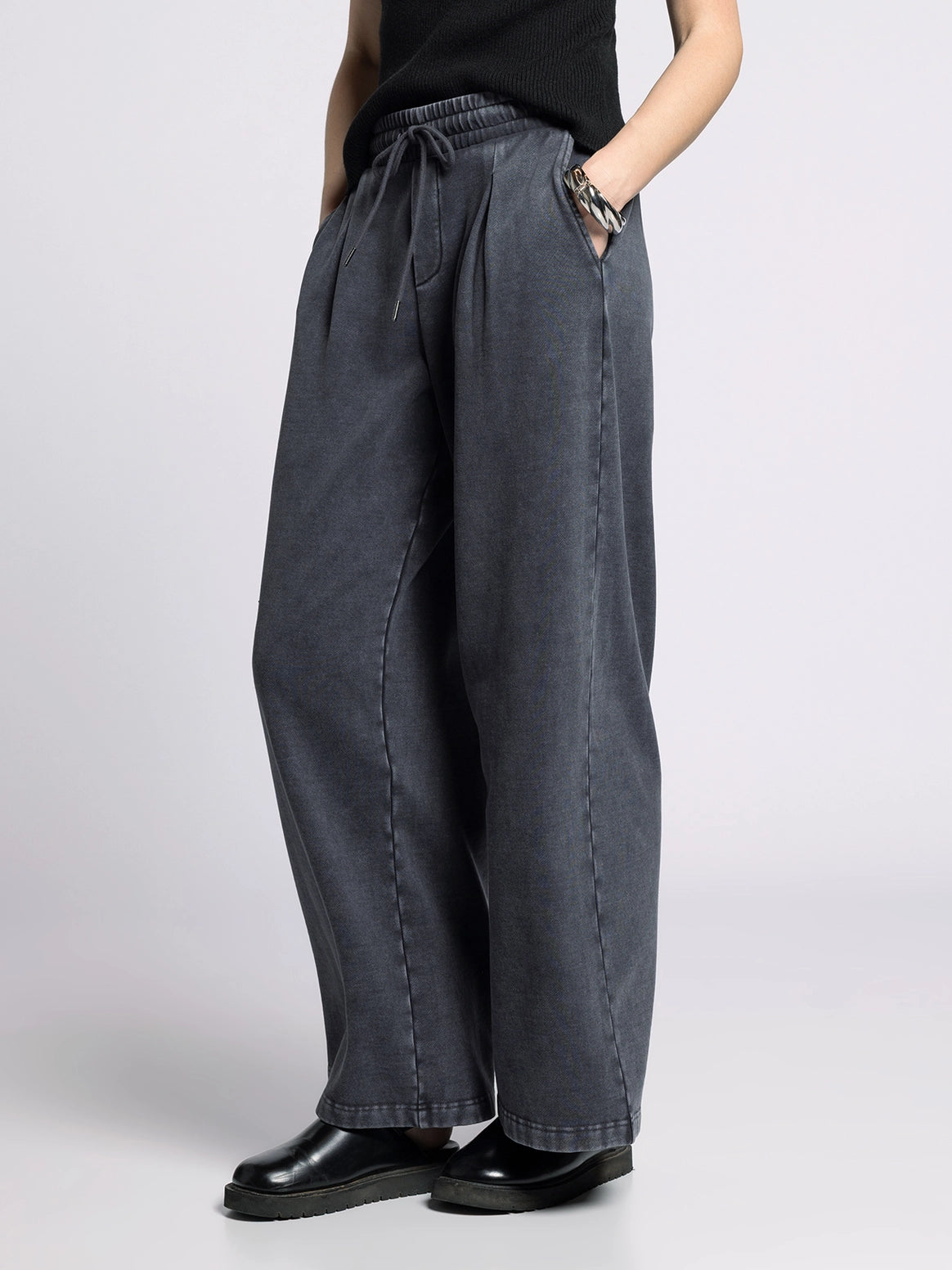 Weekend Wide Leg Pants - Carmelle Pants