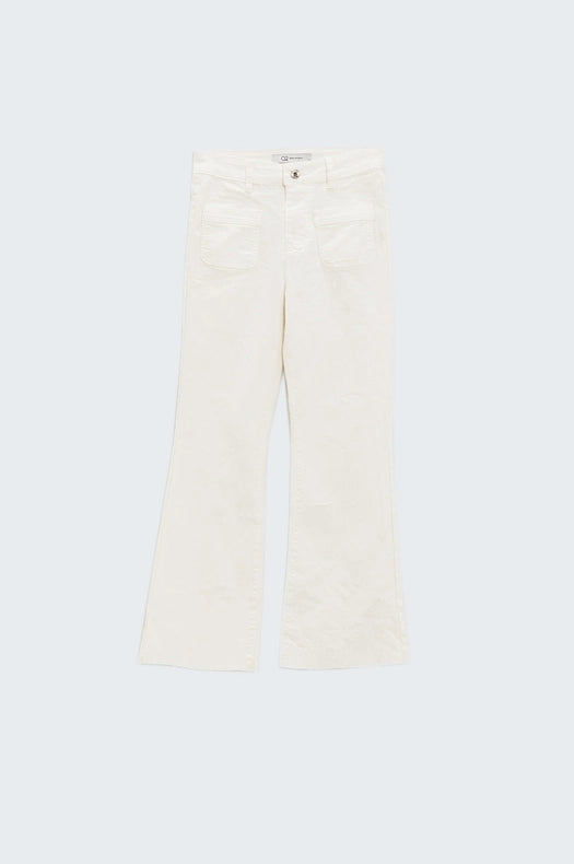 White Skinny Flared Jeans With Front Pocket Detail