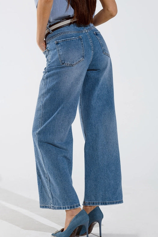Wide Leg Jeans with Exposed Buttons and Stras Details in Mid