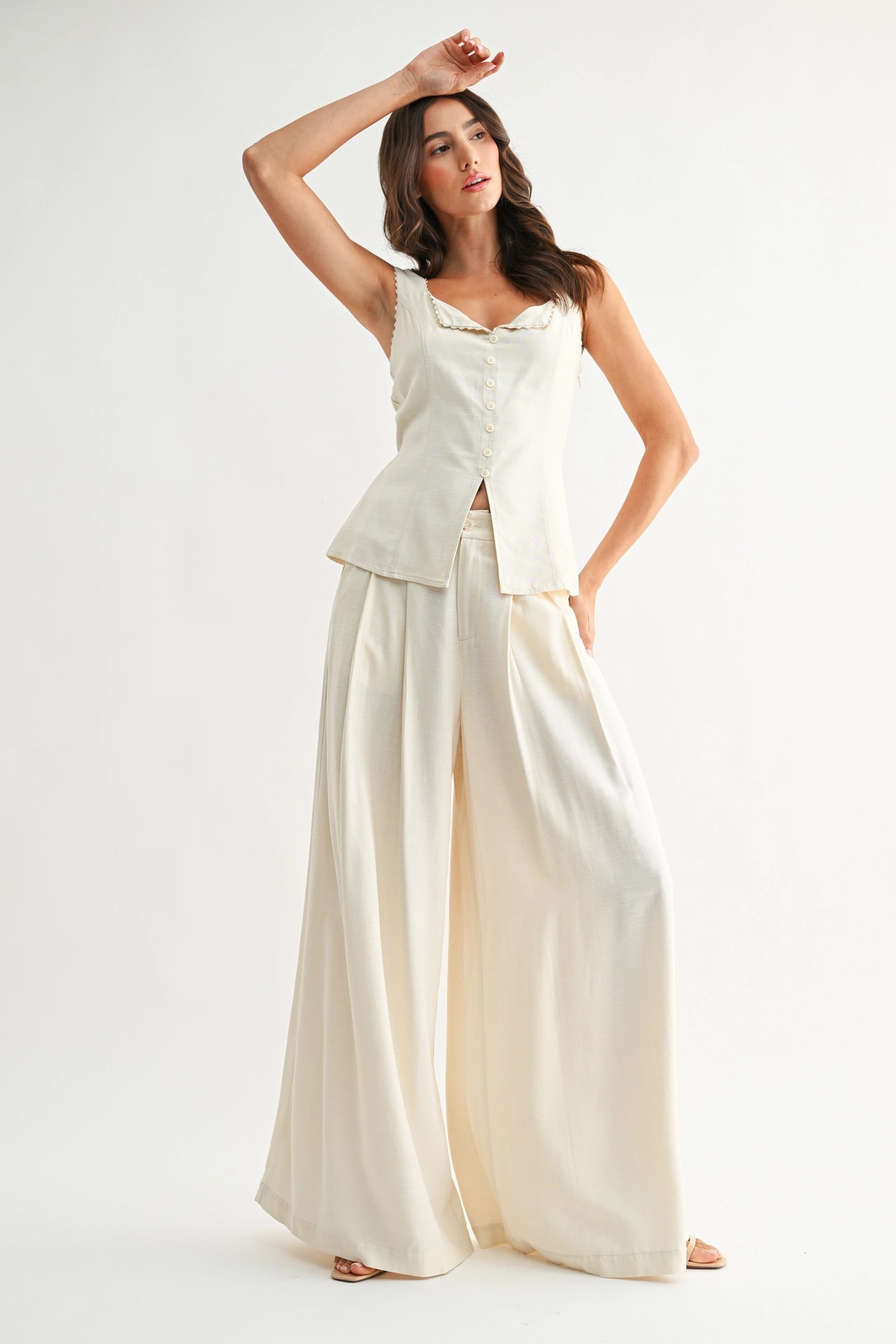 Wide-Leg Pleated Trousers