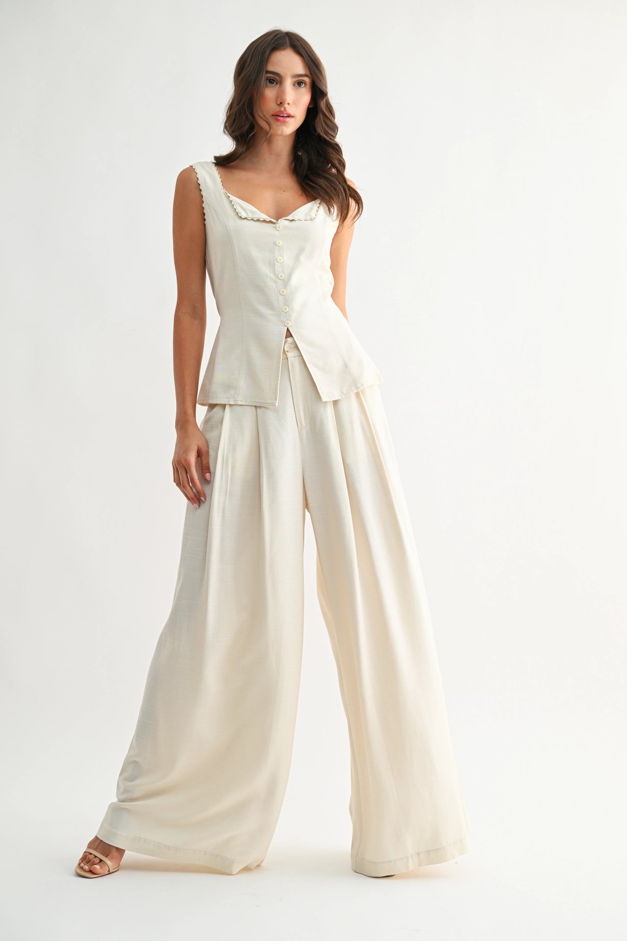 Wide-Leg Pleated Trousers