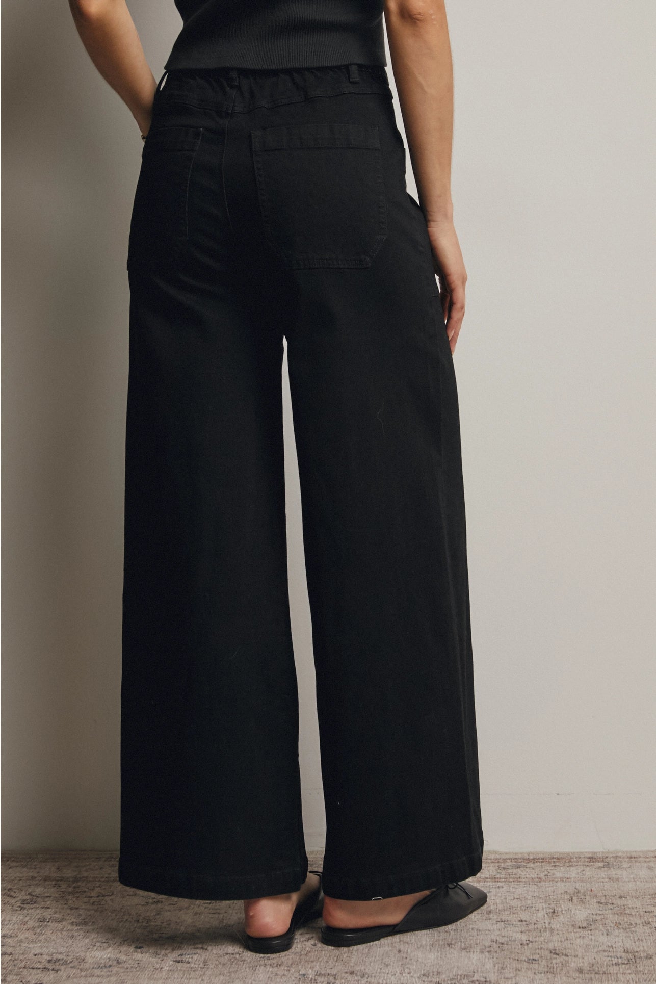 Wide-Leg Stretch Denim Jeans