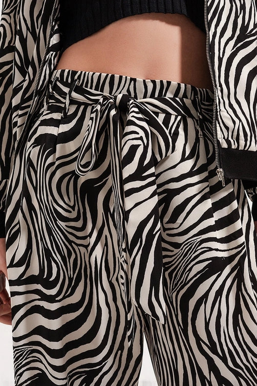 Wide Leg Trousers In Zebra Print-Trousers-Q2-S-Black-Urbanheer