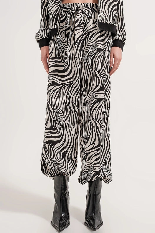 Wide Leg Trousers In Zebra Print-Trousers-Q2-S-Black-Urbanheer