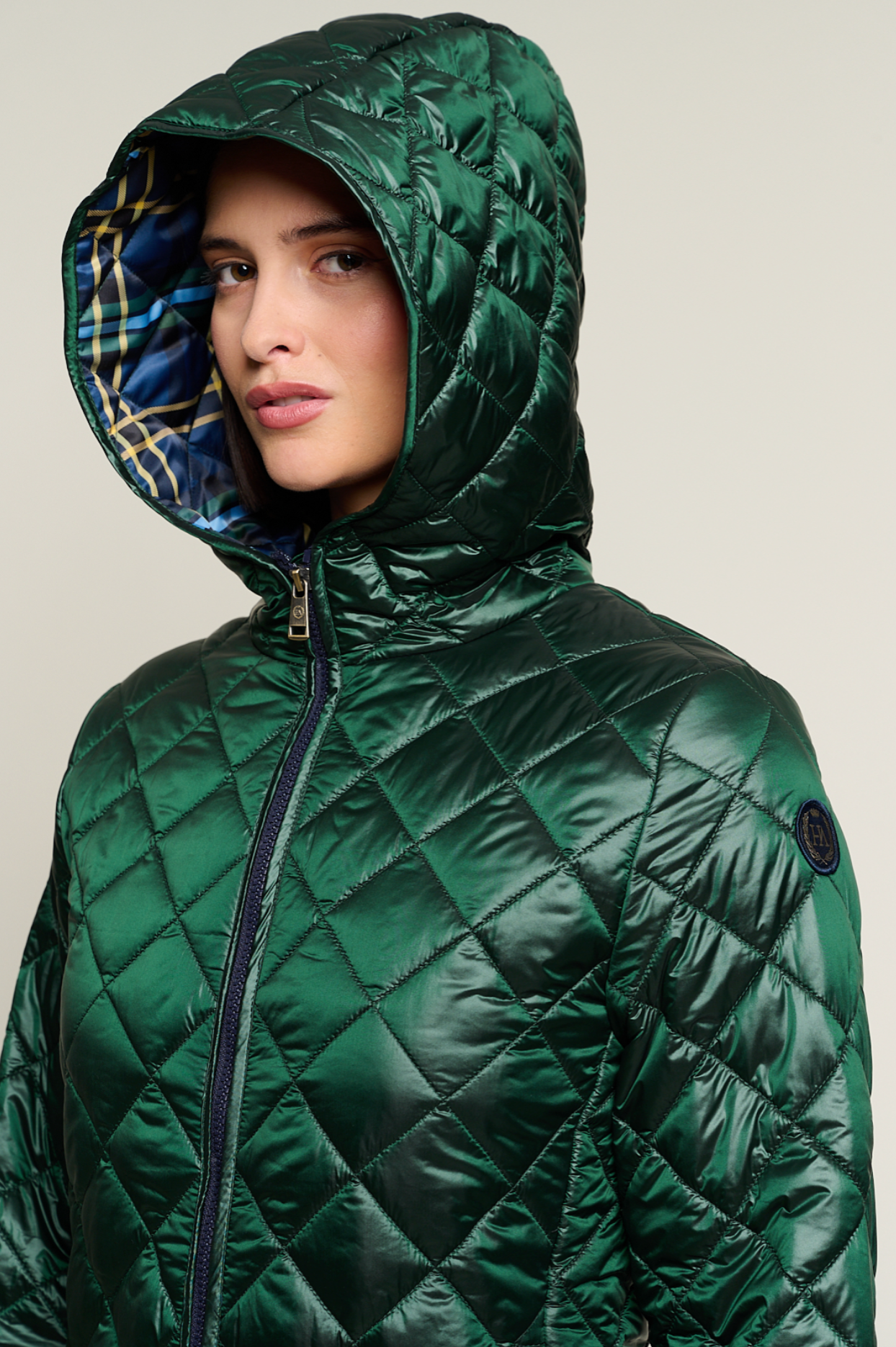 Women's Short Husky-Style Down Jacket