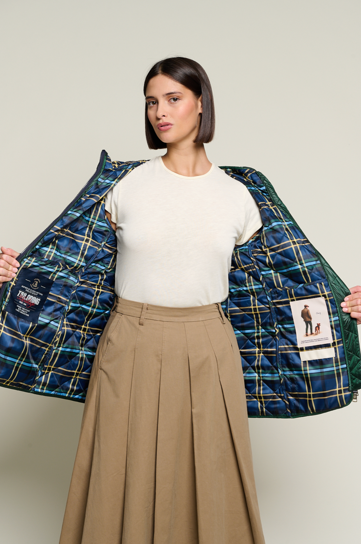 Women's Short Husky-Style Down Jacket