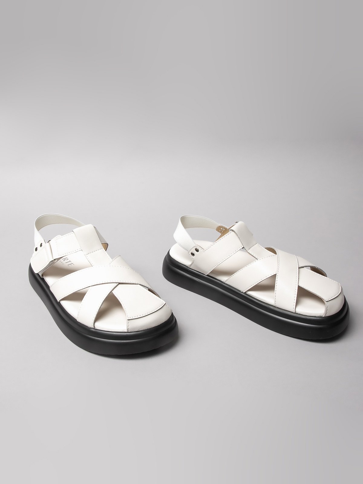 Women's leather sandals-1