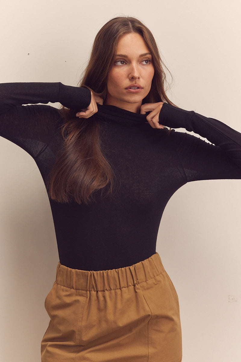 Wool Blend Lightweight Turtleneck Black
