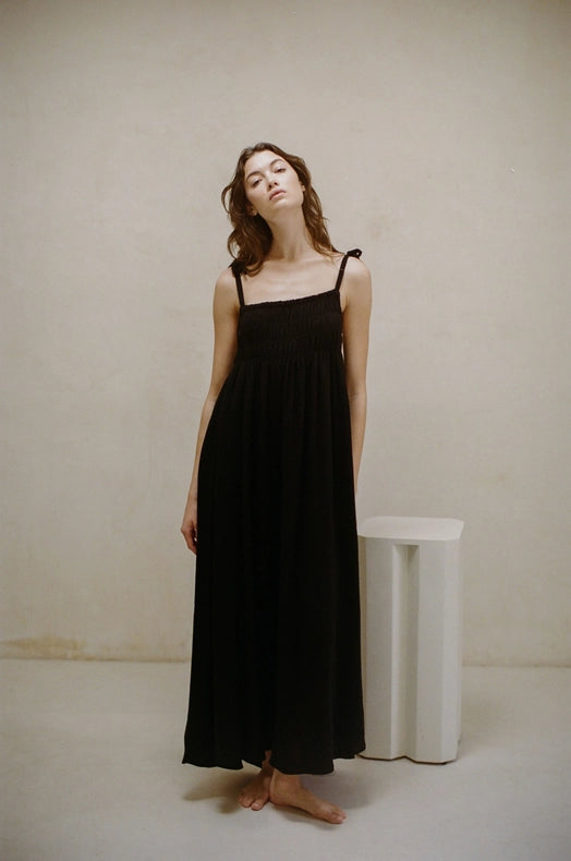 Woven Cotton Gauze Maxi Dress with Side Pockets Black-Dress-a.ren-S-Black-Urbanheer