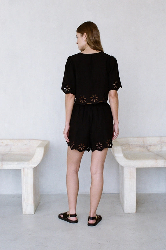 Woven Linen Tencel Flower Embroidery Elastic Waist-Shorts-a.ren-XS-Black-Urbanheer
