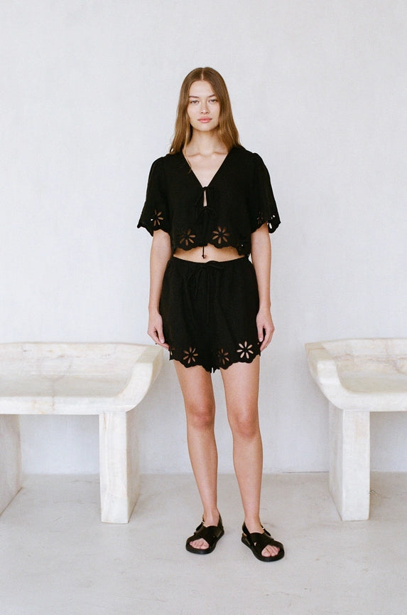 Woven Linen Tencel Flower Embroidery Elastic Waist-Shorts-a.ren-XS-Black-Urbanheer