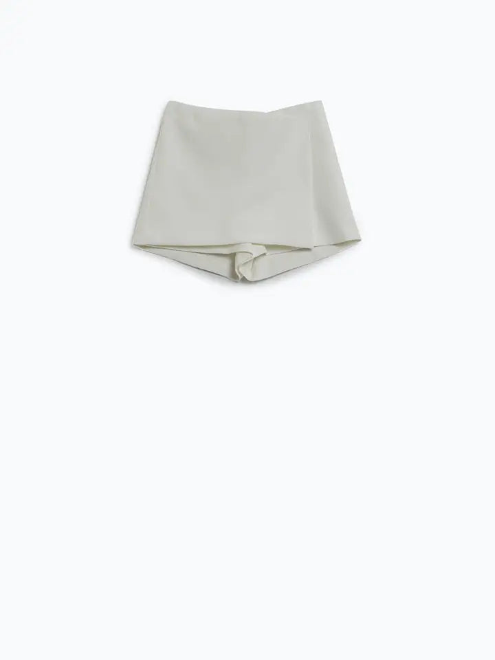 Wrap Mini Skort in White-Skort-Q2-L-White-Urbanheer