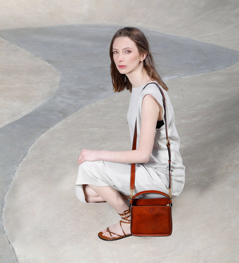 Leather Handbag - Alms For Oblivion Brown