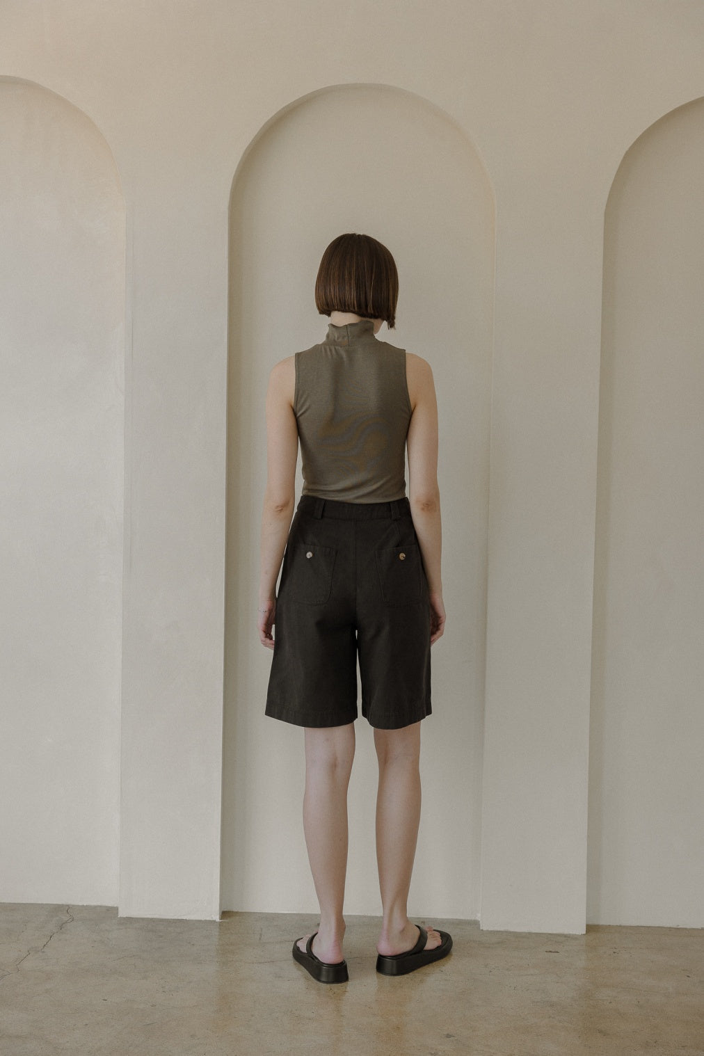 Jadyn Turtleneck Sleeveless Top - Olive-MOD REF-Olive-S-Urbanheer