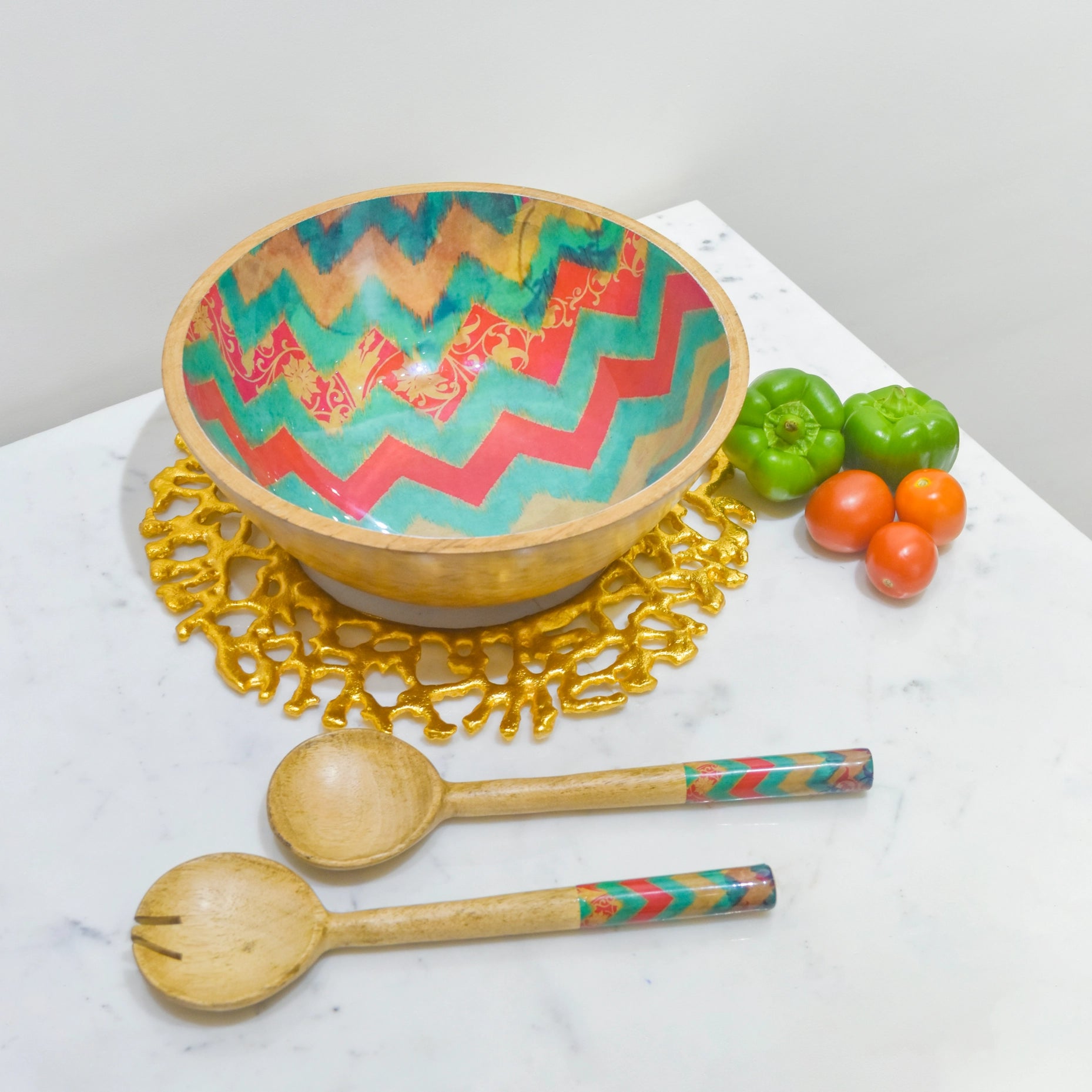 Sunrise Springs Salad Bowl With Salad Servers-Tiramisu-Urbanheer