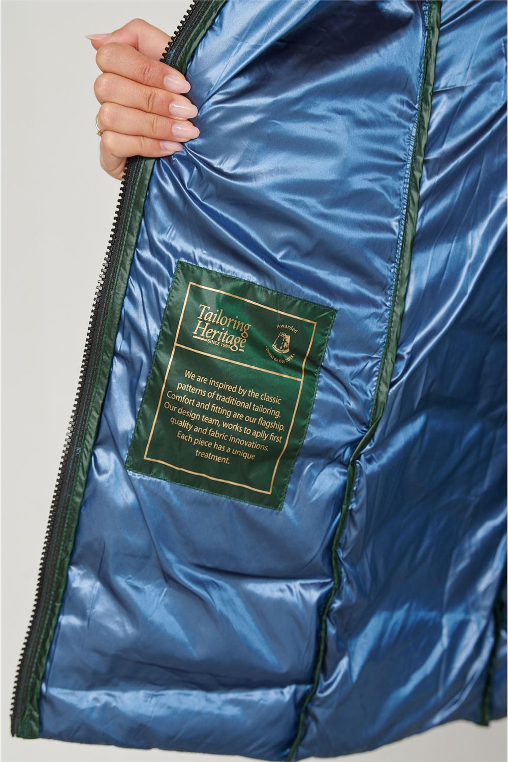 CRIS Halley Lightweight Women Puffer Jacket-Clothing - Women-Henry Arroway-NACAR-XS-Urbanheer